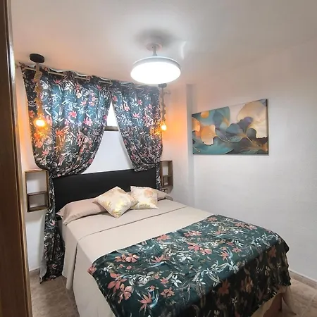 Daire Piscis En Benidorm, 1 Min Playa Levante, Wi-fi, Ac Y Parking